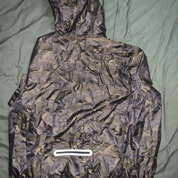 Ideology Camo windbreaker hoodie (Olive Green) - Picture 5 of 6